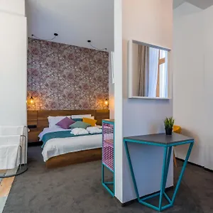 https://redrum-tbilisi-boutique-hotel.alltbilisihotels.com