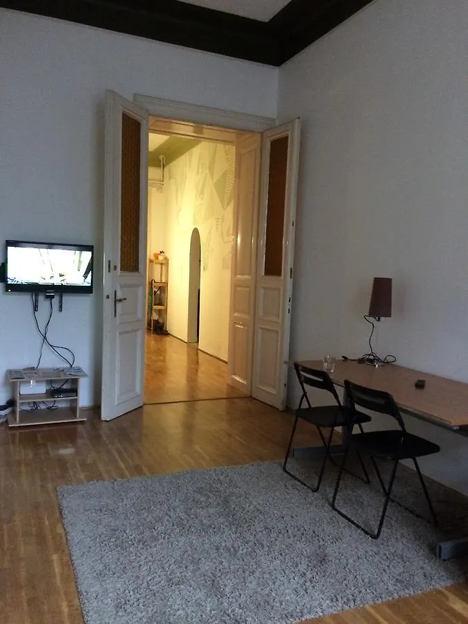 Black Dog Hostel Budapest